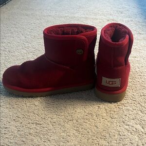 UGG Kids Classic Red Boots size little  kids 13